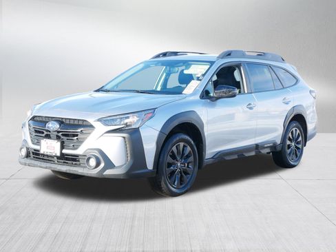 Certified 2024 Subaru Outback Onyx Edition image 3