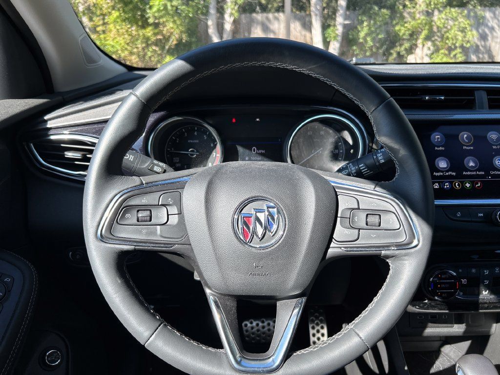 Used 2023 Buick Encore GX Select w/ Sport Touring Package FWD image 13
