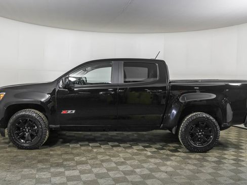 Used 2022 Chevrolet Colorado Z71 w/ Z71 Midnight Edition image 20