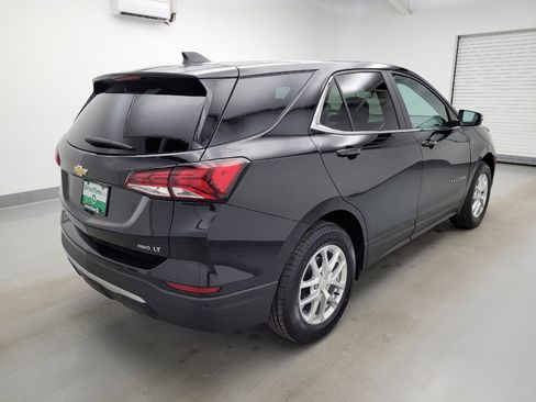 Used 2024 Chevrolet Equinox LT AWD/4WD image 9