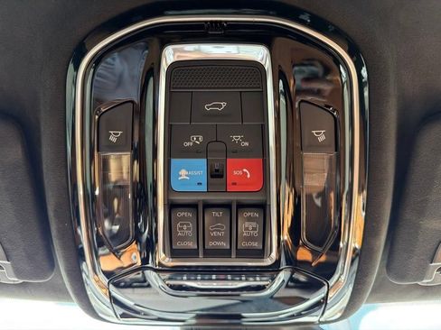 Used 2024 Jeep Grand Cherokee Summit AWD/4WD image 47