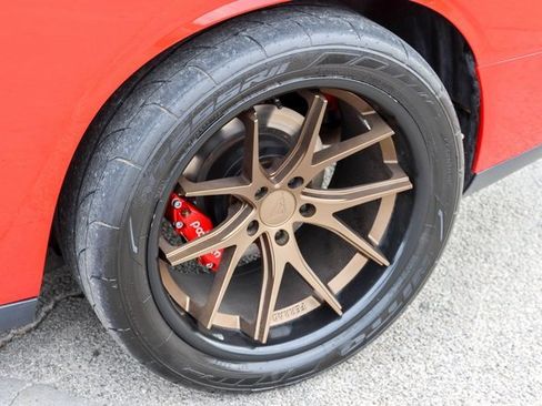 Used 2015 Dodge Challenger R/T Scat Pack image 9