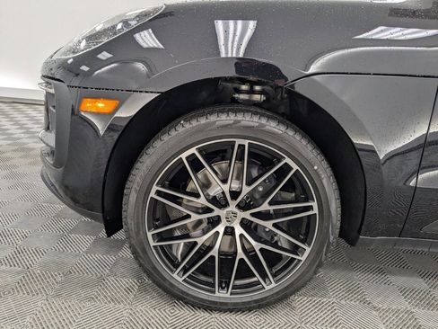 New 2026 Porsche Macan AWD/4WD image 12