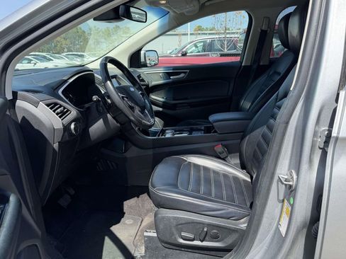 Used 2020 Ford Edge SEL image 5