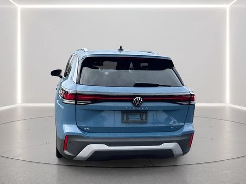 Used 2026 Volkswagen Tiguan SE AWD/4WD image 36