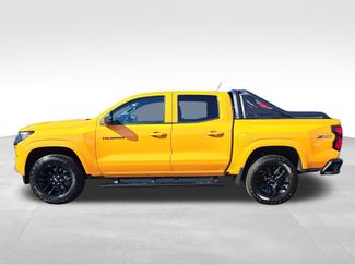 Used 2025 Chevrolet Colorado Z71 w/ Midnight Edition AWD/4WD video 2