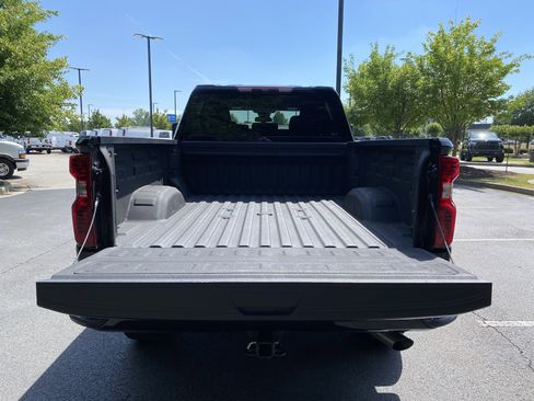 Used 2025 Chevrolet Silverado 2500 Custom w/ Custom Value Package RWD image 11