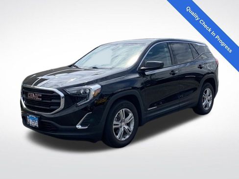 Used 2020 GMC Terrain SLE FWD image 1