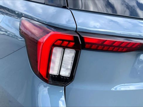 Used 2025 Ford Explorer ST w/ Sun And Sound Package image 29