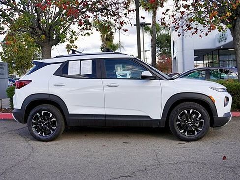 Used 2022 Chevrolet TrailBlazer LT w/ Convenience Package image 7