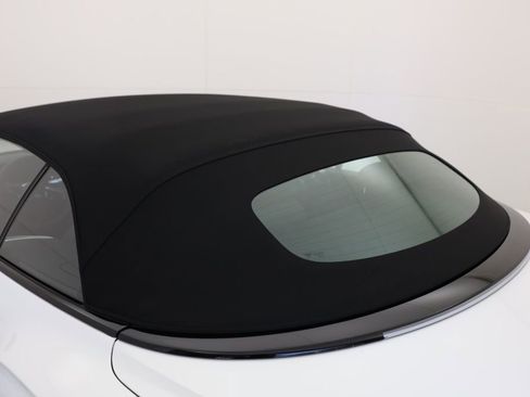 Used 2025 Bentley Continental GTC image 47