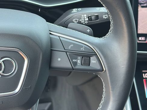 Used 2023 Audi Q8 Prestige AWD/4WD image 28
