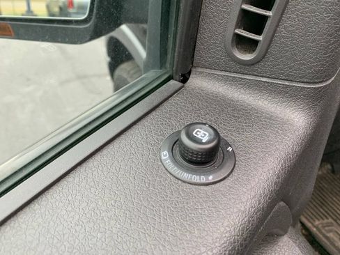Used 2014 Ford F150 FX4 w/ Equipment Group 402A Luxury AWD/4WD image 36