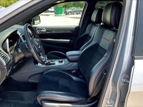 Used 2018 Jeep Grand Cherokee Trailhawk AWD/4WD image 22