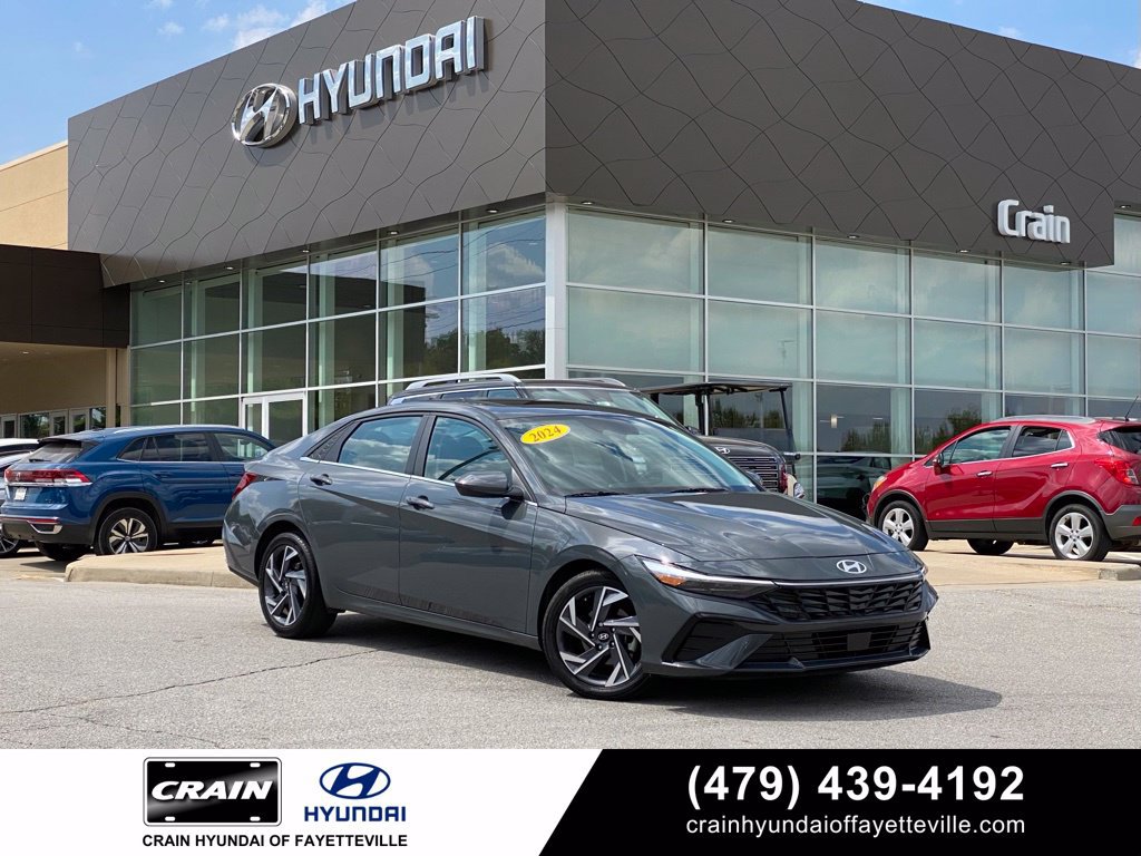 Used 2024 Hyundai Elantra SEL w/ Convenience Package FWD image 1