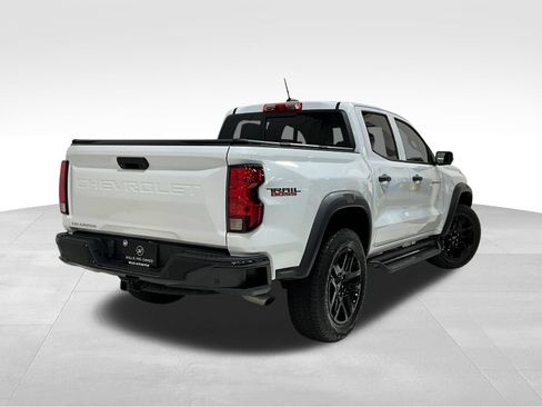 Used 2024 Chevrolet Colorado Trail Boss w/ Technology Package AWD/4WD image 5