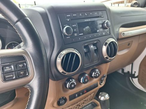 Used 2011 Jeep Wrangler Sport AWD/4WD image 6