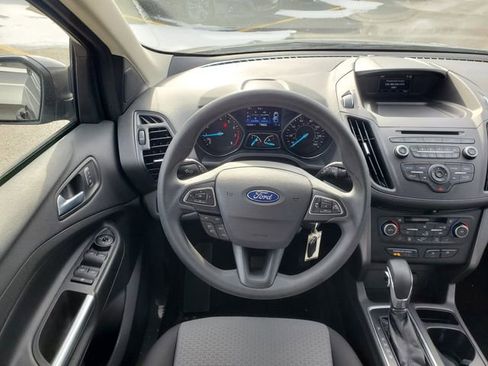 Used 2018 Ford Escape SE image 13