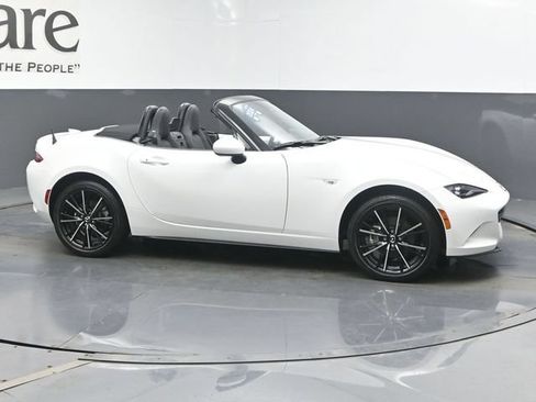 Used 2024 MAZDA MX-5 Miata Grand Touring w/ Weather Package RWD image 48