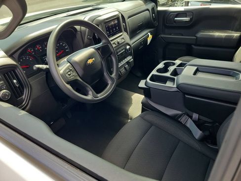 Used 2026 Chevrolet Silverado 1500 Custom RWD image 3