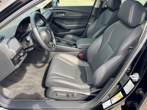 Used 2025 Honda Accord EX-L image 11