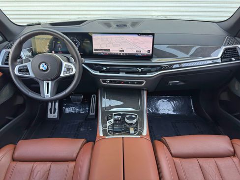 Used 2025 BMW X5 M60i AWD/4WD image 13