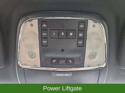 Used 2018 Jeep Grand Cherokee Limited AWD/4WD image 24