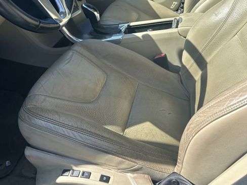 Used 2014 Volvo XC60 3.2 w/ Protection Package image 28