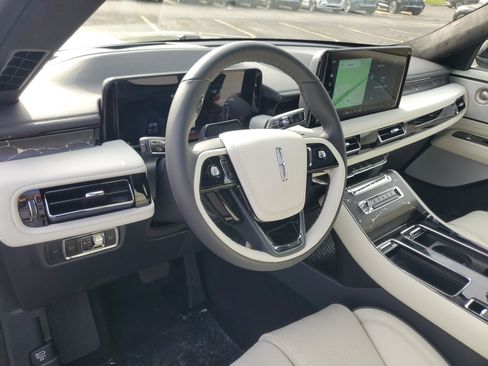 New 2026 Lincoln Aviator Black Label AWD/4WD image 12