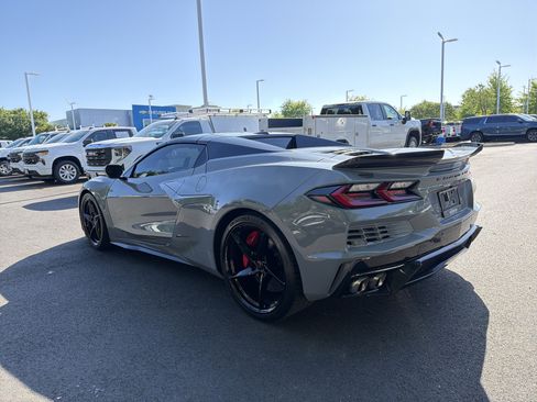 Used 2025 Chevrolet Corvette E-Ray w/ ZER Performance Package image 8