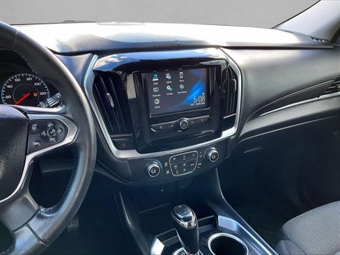 Used 2019 Chevrolet Traverse LT image 8