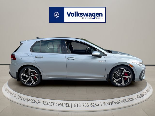New 2026 Volkswagen GTI SE FWD image 8