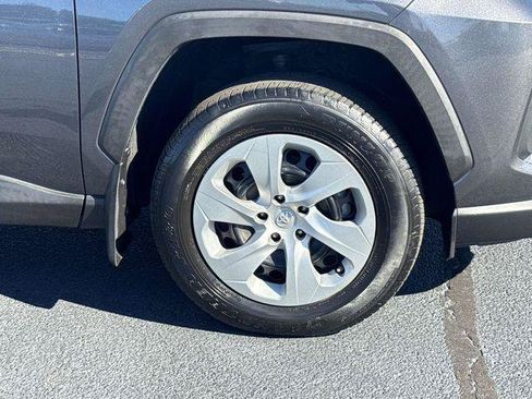 Certified 2023 Toyota RAV4 LE AWD/4WD image 7