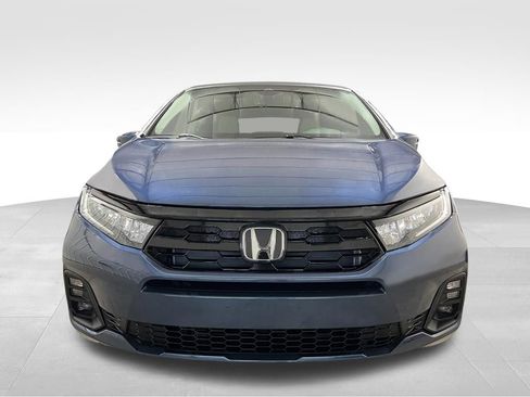 New 2026 Honda Odyssey Touring image 8