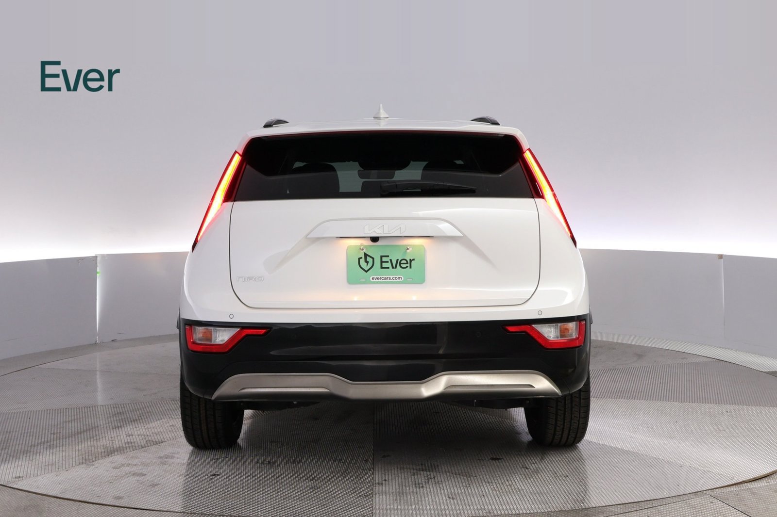 Used 2024 Kia Niro Wind w/ Wind Preserve Package FWD image 15