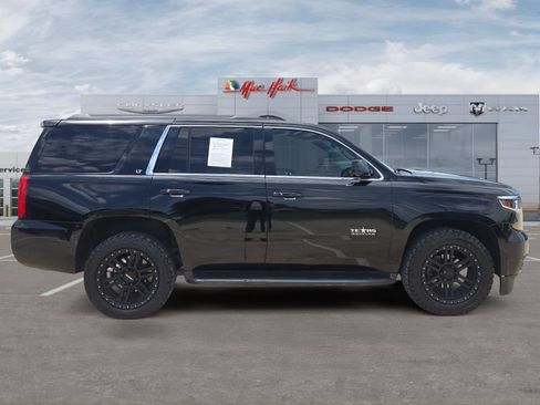 Used 2019 Chevrolet Tahoe LT w/ Texas Edition Package RWD image 6