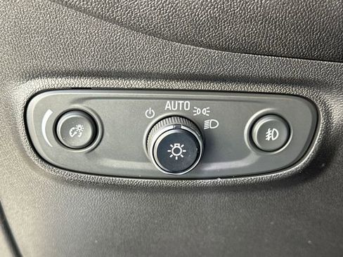 Used 2022 Chevrolet Equinox Premier w/ Redline Edition image 56