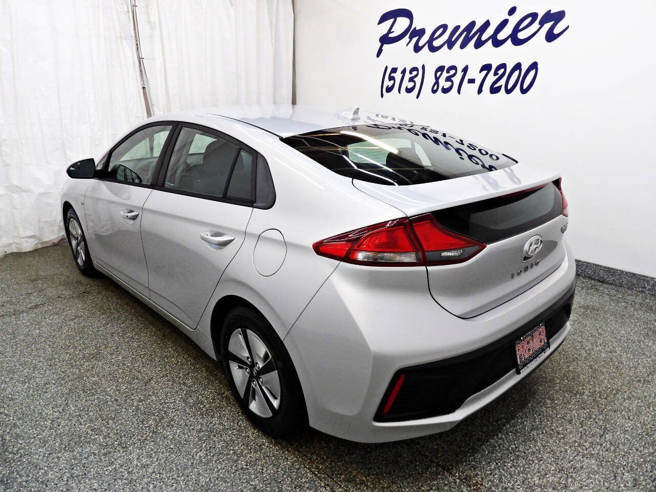 Used 2018 Hyundai Ioniq Blue FWD image 4