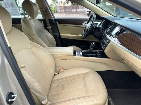 Used 2015 Hyundai Genesis 3.8 w/ Option Group 02 AWD/4WD image 34
