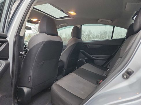 Used 2019 Subaru Impreza 2.0i Premium image 10