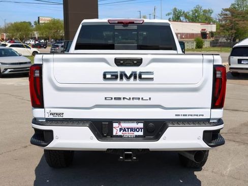 New 2026 GMC Sierra 2500 Denali Ultimate image 4