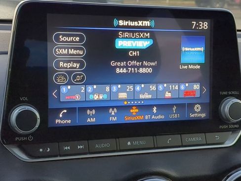 Used 2023 Nissan Sentra SV image 21