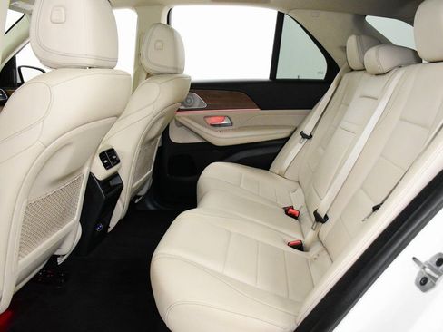 Used 2024 Mercedes-Benz GLE 450 4MATIC image 26