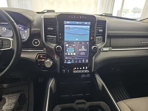 Used 2023 RAM 1500 Limited AWD/4WD image 17