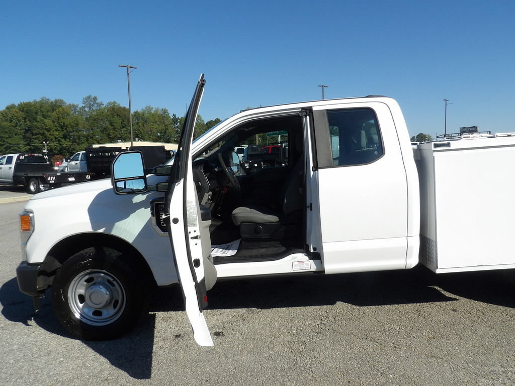 Used 2020 Ford F350 XL w/ Power Equipment Group RWD image 13