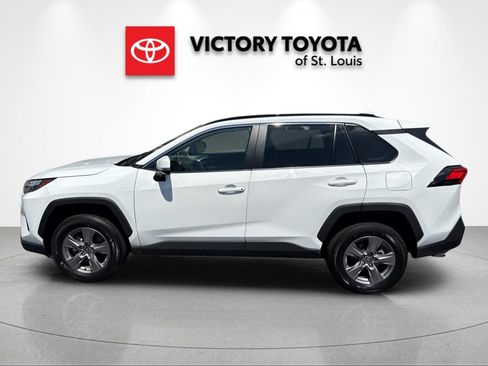 Used 2025 Toyota RAV4 XLE AWD/4WD image 6