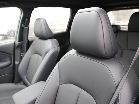 New 2025 Subaru Forester Limited image 12