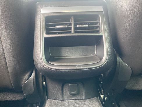 Used 2016 Chevrolet Impala LTZ FWD image 39