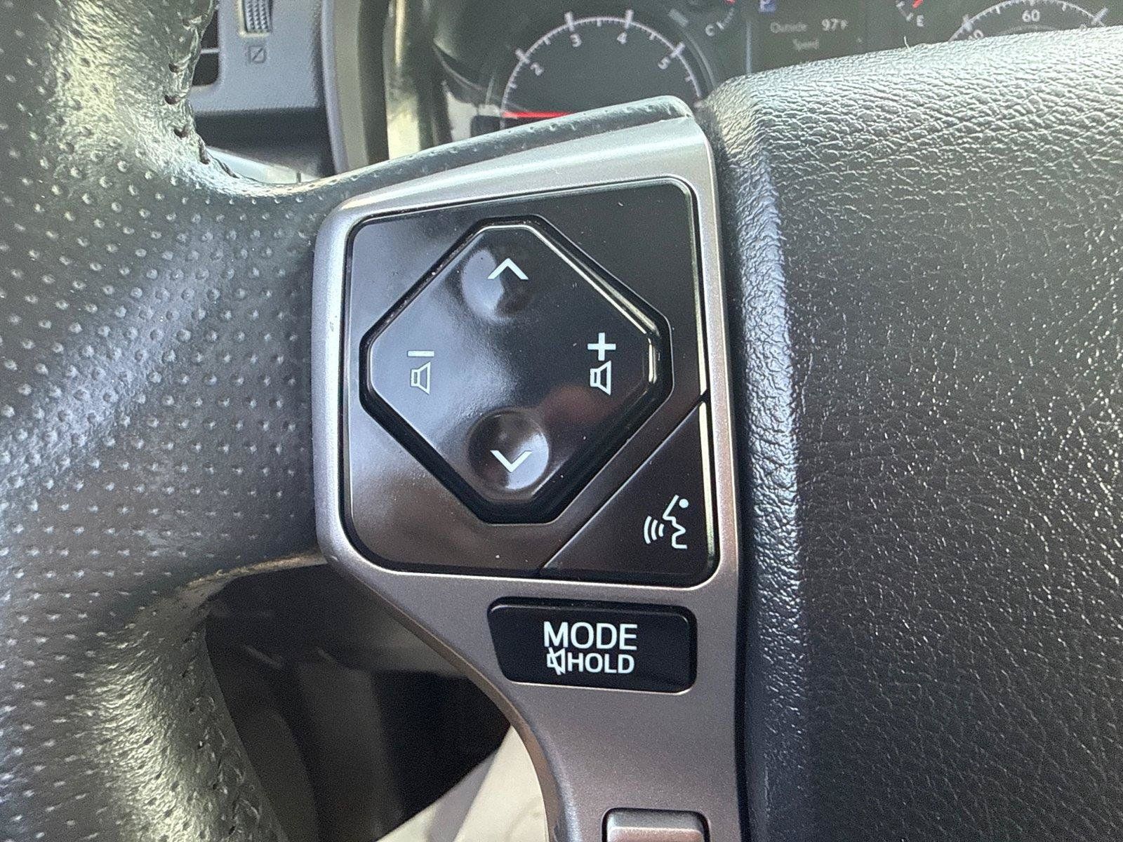 Used 2021 Toyota 4Runner SR5 Premium w/ Moonroof Package AWD/4WD image 15