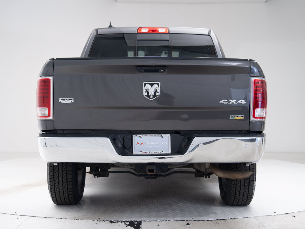 Used 2018 RAM 1500 Laramie w/ Convenience Group AWD/4WD image 32